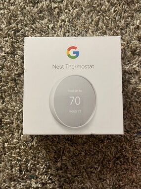 google Nest Thermostat - White and Silver Packaging